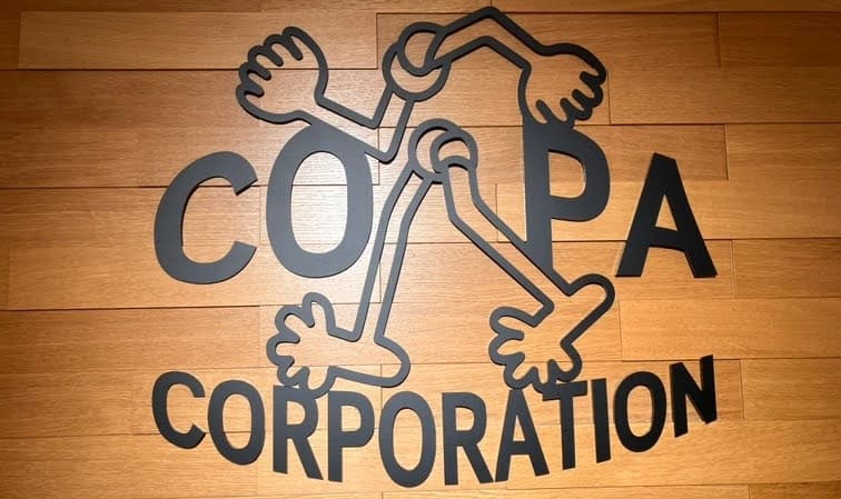 COPA CORPORATION从演示销售的企划制造到销售一条龙服务,同时开展BtoC和BtoB业务。由于商品特性,来自客户的咨询和交易伙伴的联系等多种多样。